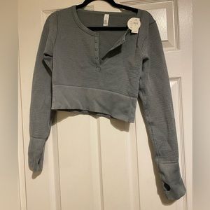 NWT Aerie cropped henley sage green L